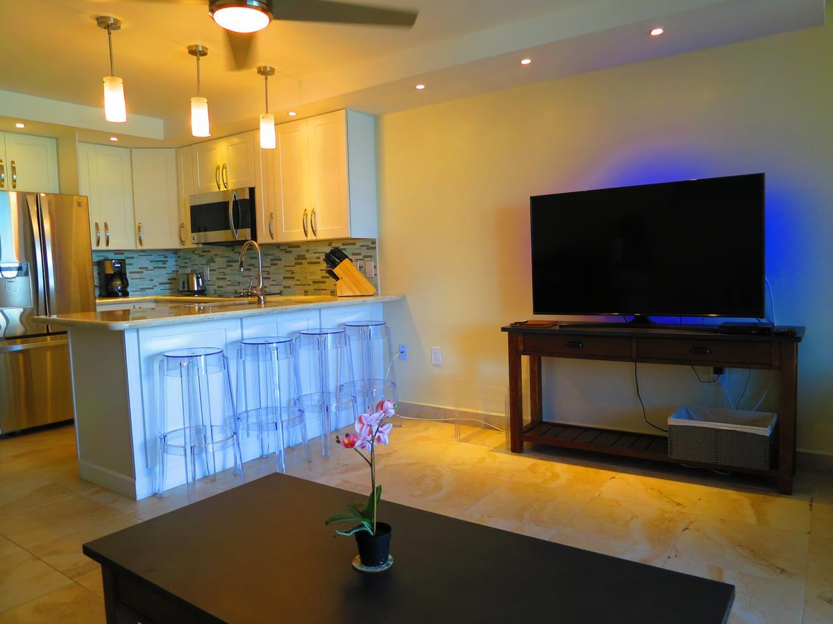 2Br Luxury Beachfront Duplex Villa On Sapphire Beach III East End  Exterior foto